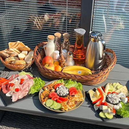 Kralovsky Park, 65, 059 72 * Врбов